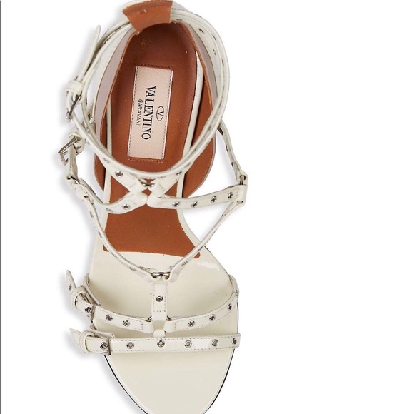 Valentino Garavani Love Strappy Eyelets Sandals - Picture 4 of 8